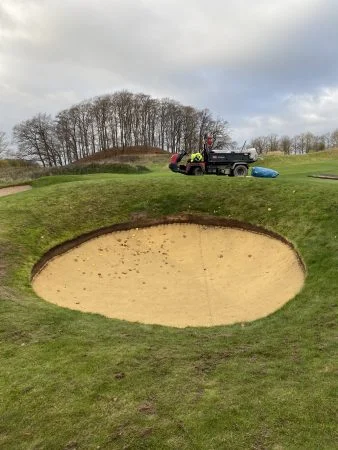 Bunker Installerad, The national