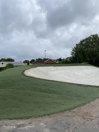 Skaterampen med Hybridgräs