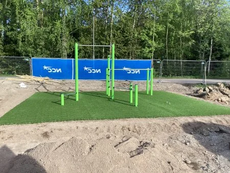 Utegym med Hybridgräs och fallskyd